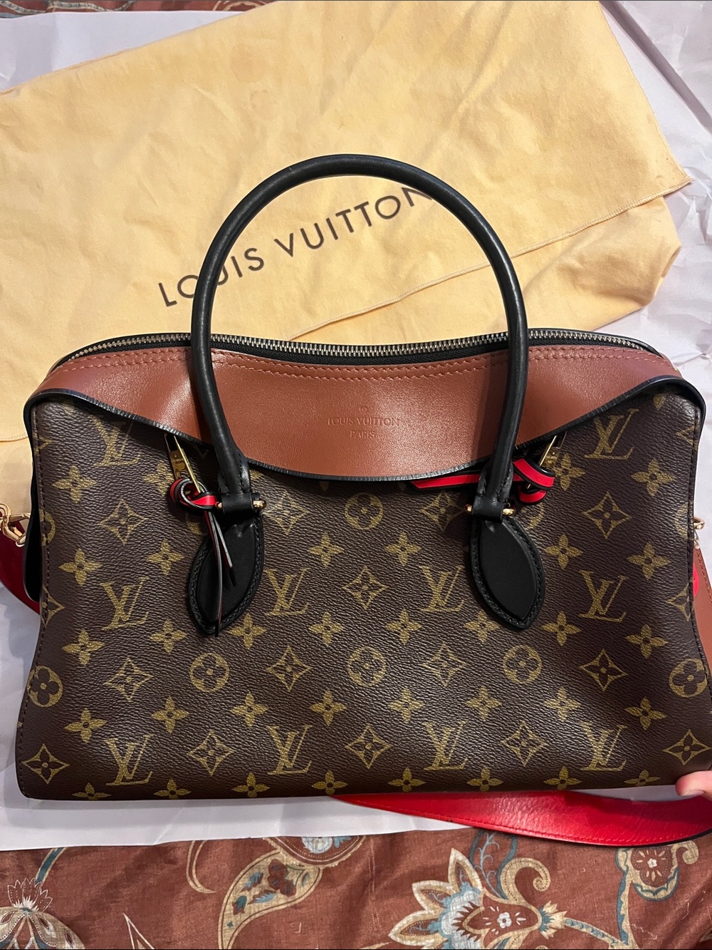 AUTHENTIC Louis Vuitton Tuileries Monogram Satchel with dust bag and BOX